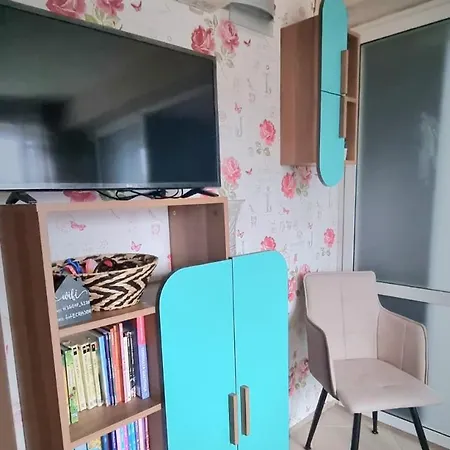 Cozy 1 Bed With Sea View & Pool Lägenhet