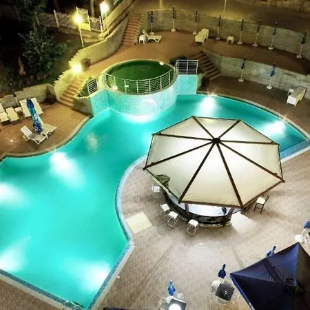 Lägenhet Cozy 1 Bed With Sea View & Pool Varna